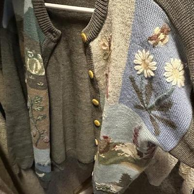Sale Photo Thumbnail #119