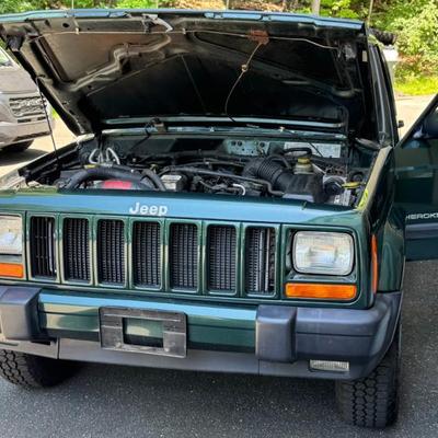 2000 JEEP CHEROKEE SPORT 4x4 / LEATHER / SINGLE OWNER / 75k ORIGINAL MILES | 74,675 original miles, one owner, clean carfax!
VIN:...