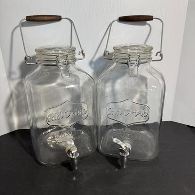 Drink Dispenser Duo