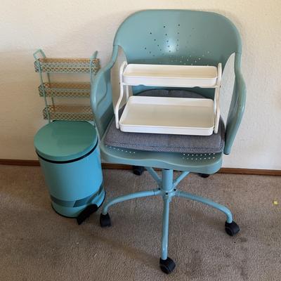 Aqua Office Bundle – Chair, Trash Can & More
