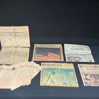 Circa 1976 Houston Post & Chronicle Newspapers And Mores