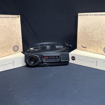 Kodak Carousel 600 slide projector with Slides