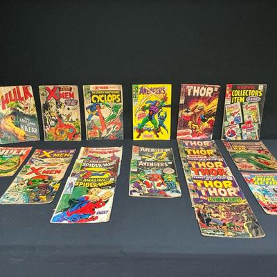 22 Vintage Marvel Comic Books 