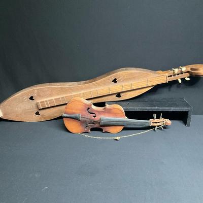 Vintage String Instruments 