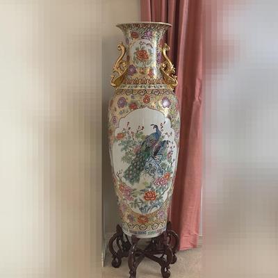 Large Ornate Chinese Porcelain Vase #2