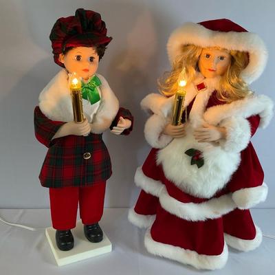 Animated Christmas Carolers 