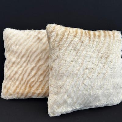 Faux Fur Throw Pillows 