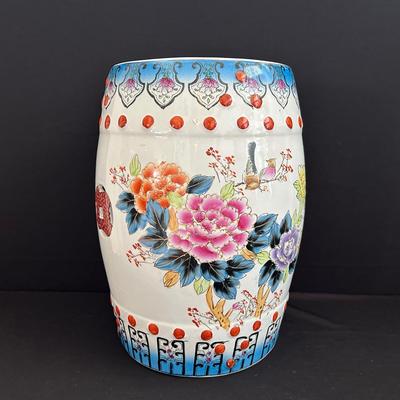 Chinese Porcelain Garden Stool 4