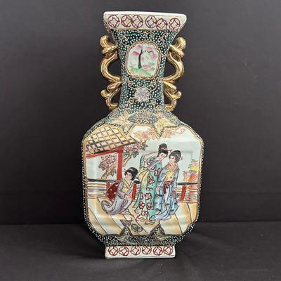 Japanese Satsuma Style Vase 2