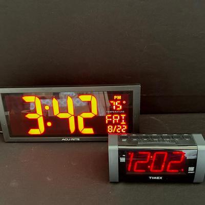 Large Display Digital Clocks