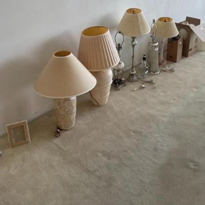 Sale Photo Thumbnail #18: Lamp section