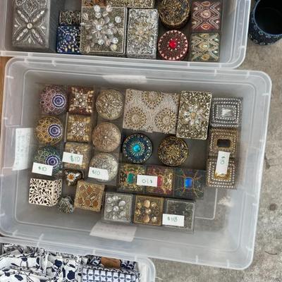 Sale Photo Thumbnail #7: Beautiful Beaded Trinket Boxes