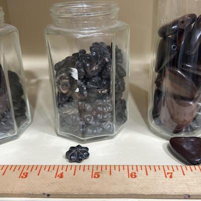 assortment of accessories/beads