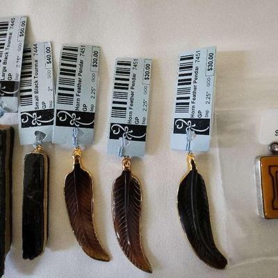 6 Assortment Of Pendant Stones 