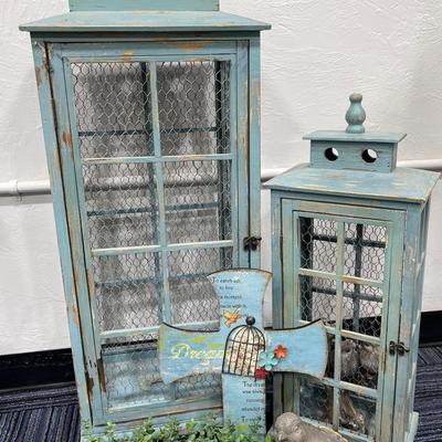 Wooden Distressed Bird House Decor and More