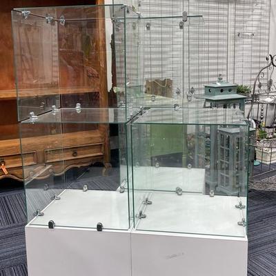 White Base Clear Glass Display Stands 