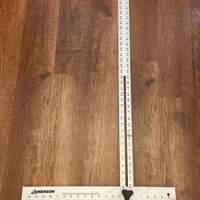 Swanson 48” Adjustable Drywall Square