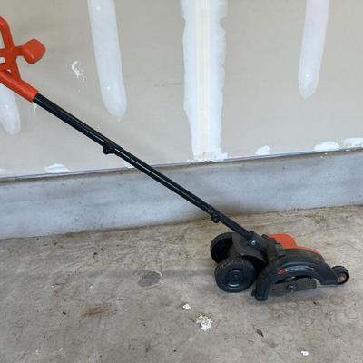 Black & Decker Edger Electric  Plug In 