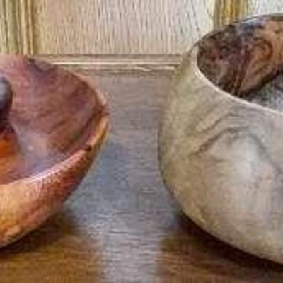 Wooden Bowl With Raised Center Element & Handcrafted Aromatic Red Cedar Bowl 