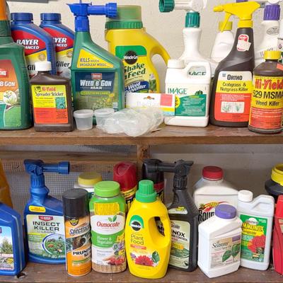Plant Food and Weed Killer Gardening Assortment 