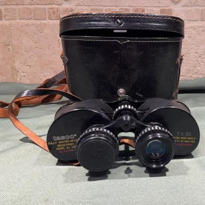 Vintage TASCO Binoculars Model 118 7x35 578 Ft 1000 Yards with Case