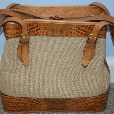 Sale Photo Thumbnail #310
