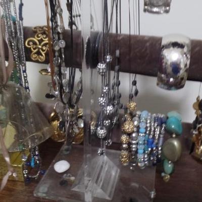 Sale Photo Thumbnail #82