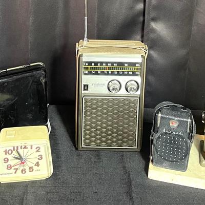 Vintage Realtime AM/FM Radio & Aurora Transistor - 6