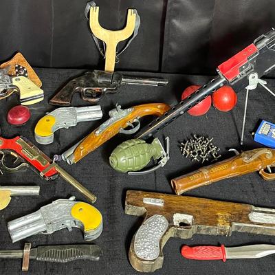 Vintage Davy Crockett & Toys! 