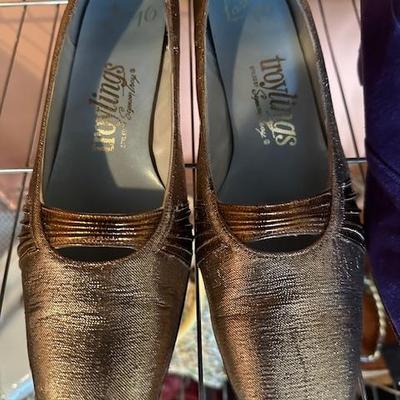 Sale Photo Thumbnail #181