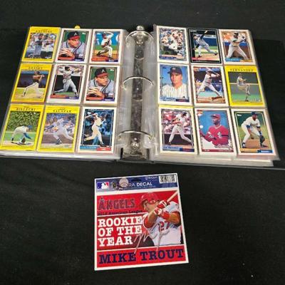 Ct815r baseball card collection