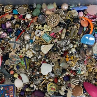 Ct434 jewelry parts pieces mystery lot 2