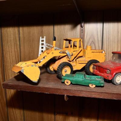 Sale Photo Thumbnail #555: 553 basement