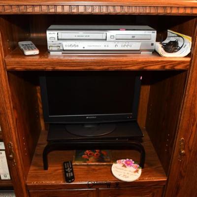 Sale Photo Thumbnail #64: 062 living room