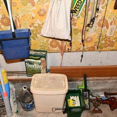 Sale Photo Thumbnail #428: 426 garage