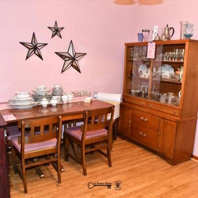 Sale Photo Thumbnail #95: 093 dining room