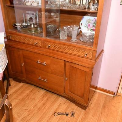 Sale Photo Thumbnail #119: 117 dining room