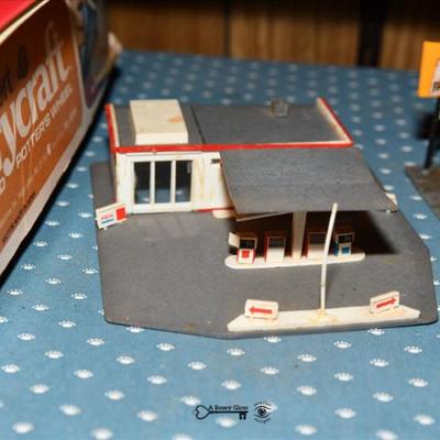 Sale Photo Thumbnail #577: 575 basement