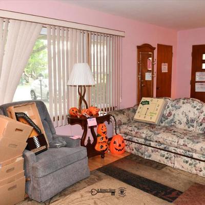 Sale Photo Thumbnail #37: 035 living room