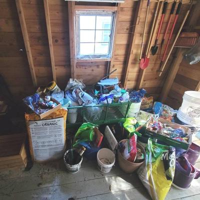 Gardening And Potting Lot