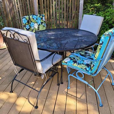 Outdoor Table And Chairs