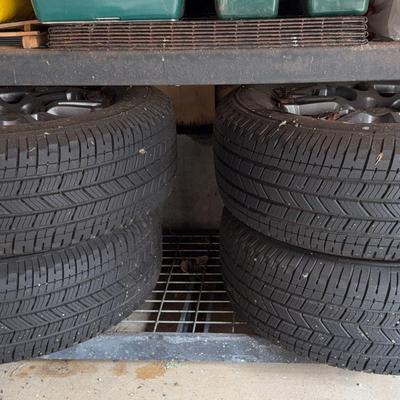 4 Nearly NEW Tires & Wheels - fit a Ford F150