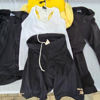 Cycling Clothes ~ Size Medium