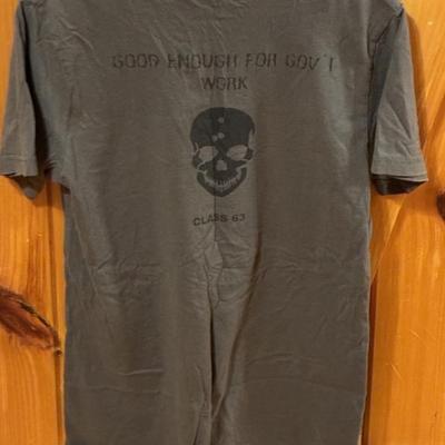 Jen8929  Good Enough for Gvov't Work Skull T-Shirt Army Green, Size Medium