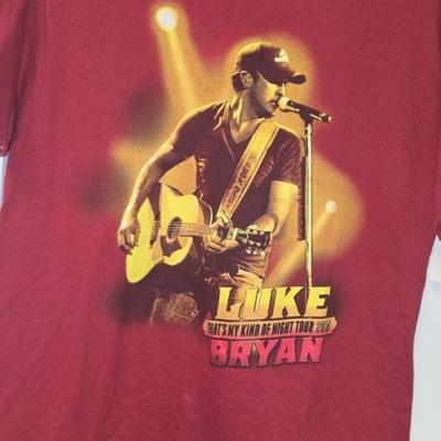 Jen8935 luke bryan vintage music t shirt size med.