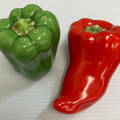 Aaa3029 vintage jalapeno chipotle peppers ceramic salt pepper shakers