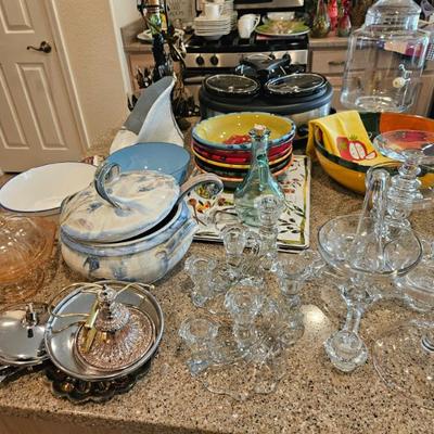 Sale Photo Thumbnail #97: Glassware