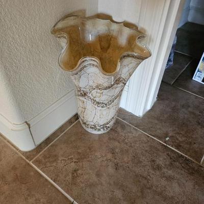 Sale Photo Thumbnail #25: Glass Vase