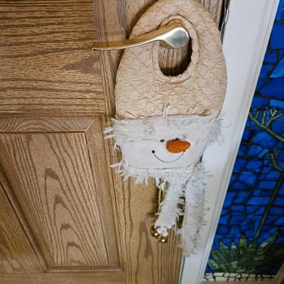 Sale Photo Thumbnail #46: Door Hanging