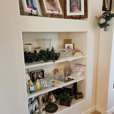 Sale Photo Thumbnail #61: Glassware